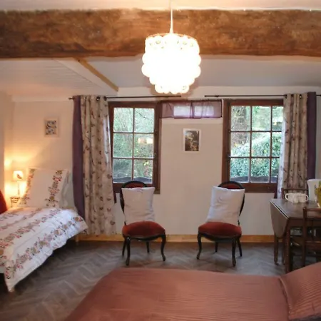 Chambres D'hotes Le Rempart Du Jerzual Bed and breakfast Dinan